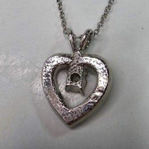 Glass Rhinestone Heart Silver Tone Pendant with Silver Tone Chain Necklace 18"L - Picture 5 of 5